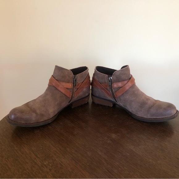 Born Kelle ankle boot in distressed taupe leather (7.5) - Picture 4 of 8